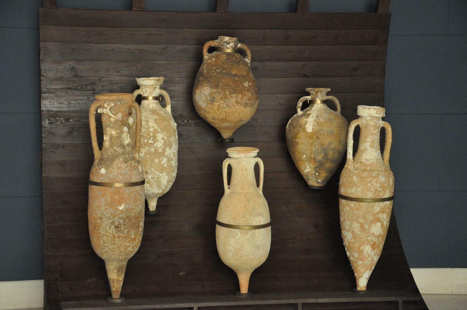 El vino en el mundo clásico ánforas romanas cádiz