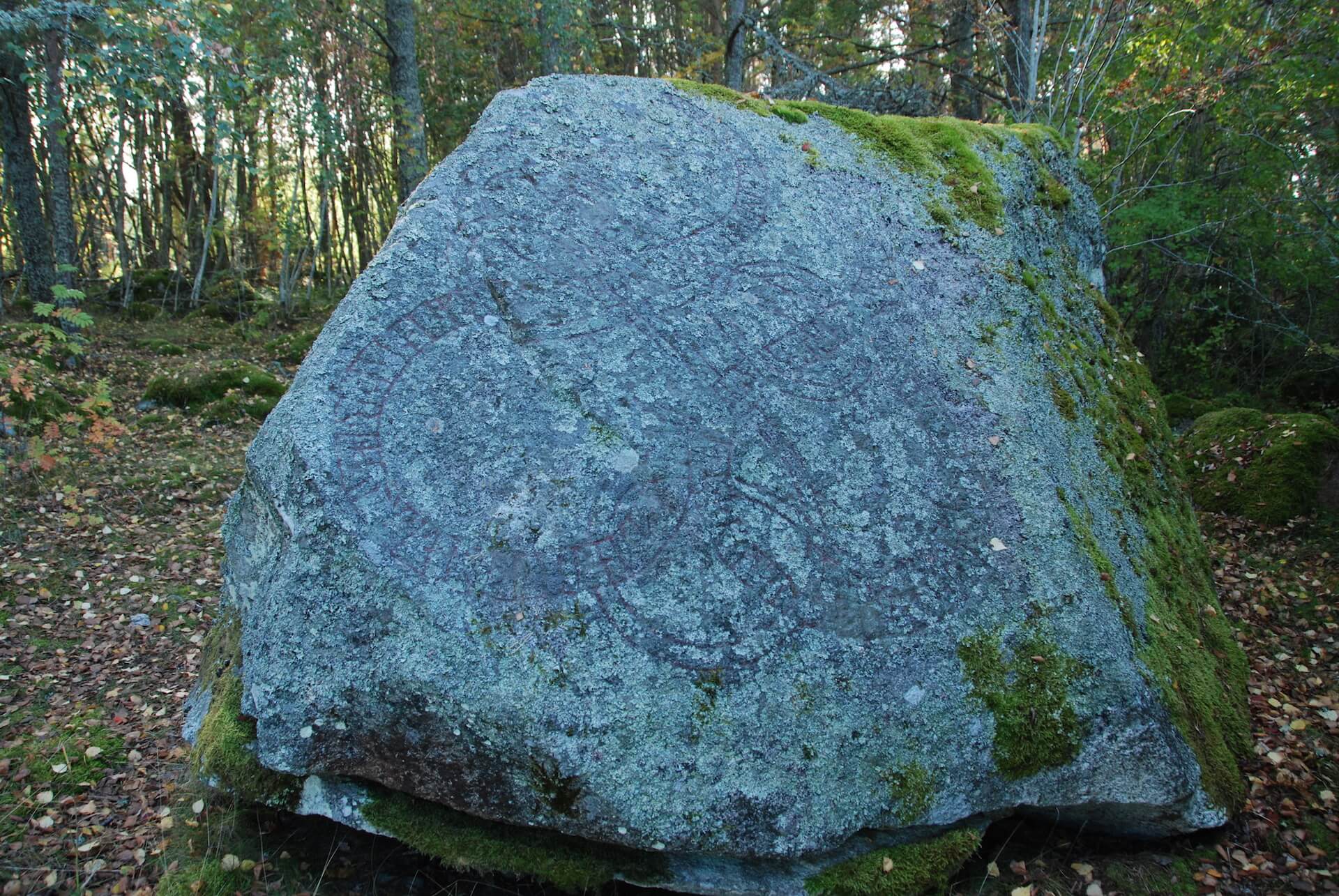 piedra runica Spjallboði Ibn Fadlan