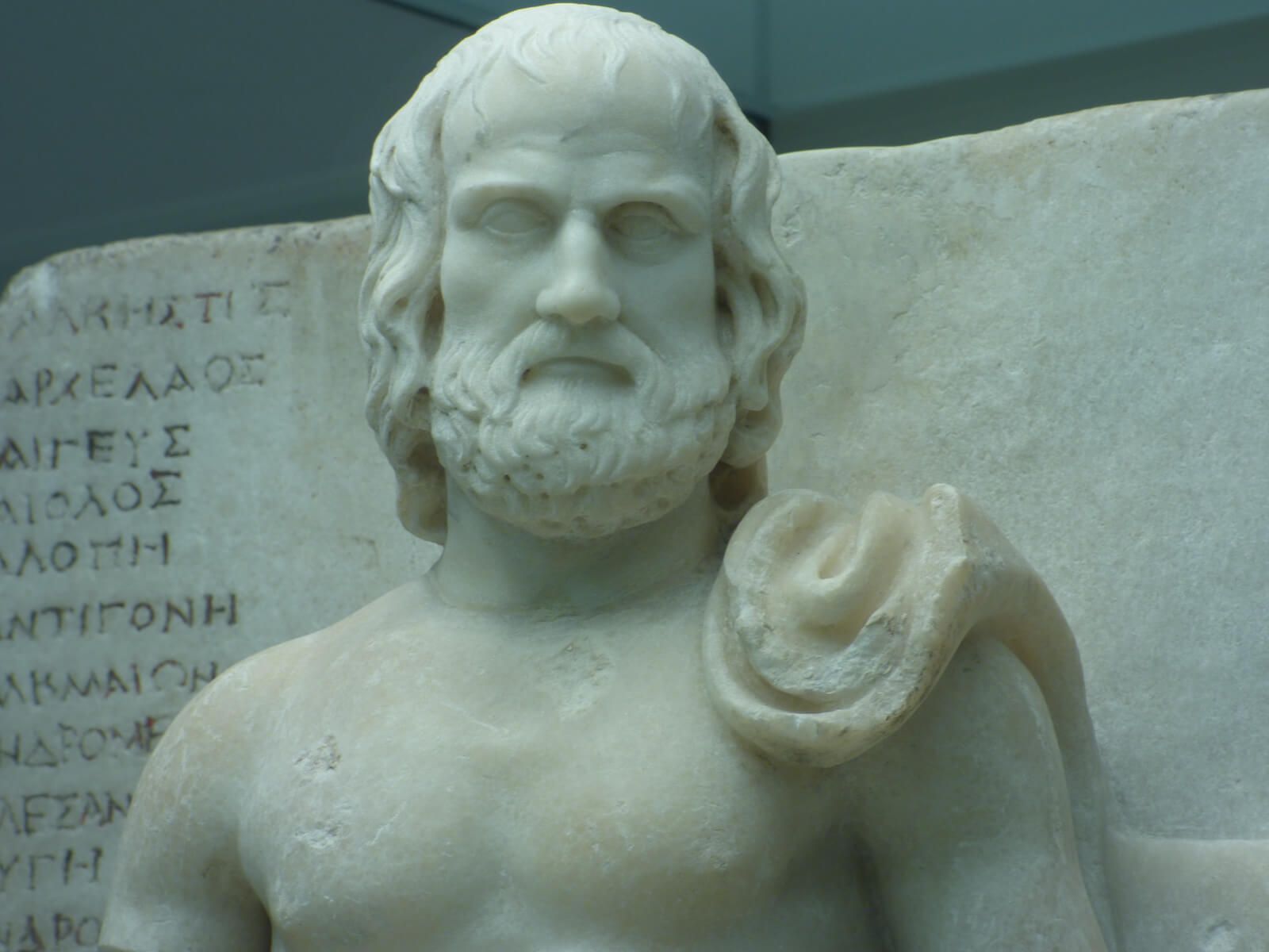 Estatua de Eurípides Louvre