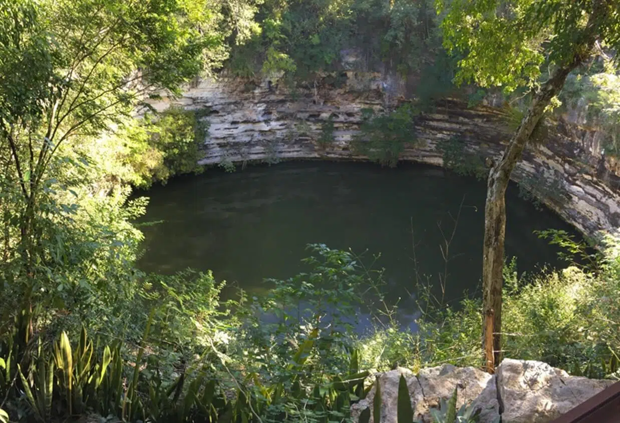 Cenote Sagrado de Chichén Itzá